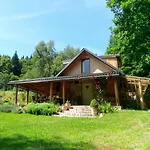 Dom wakacyjny Chill Us - W Otoczeniu Lasu I Natury, Przyjazny Czworonogom - By Space